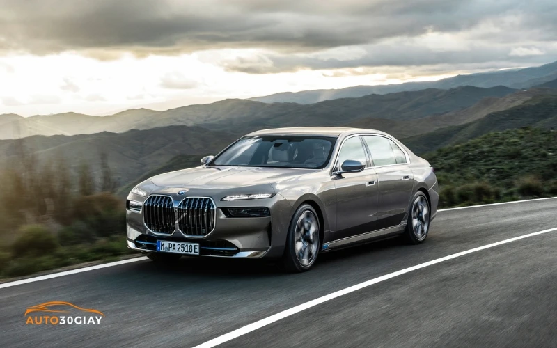 Lợi ích khi bán xe BMW cũ cho Auto30s
