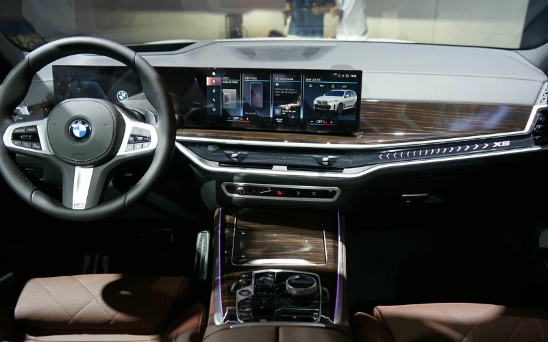 Công nghệ và tính năng an toàn trên BMW X5 2024